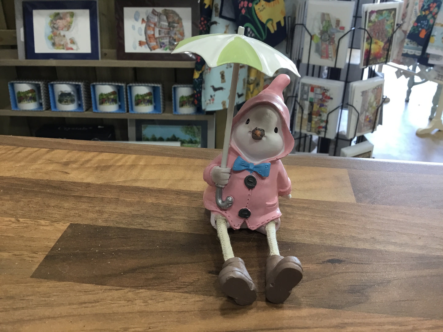 Duck shelf sitter - pink coat