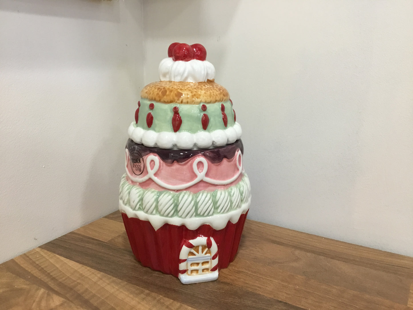 Ceramic cookie jar