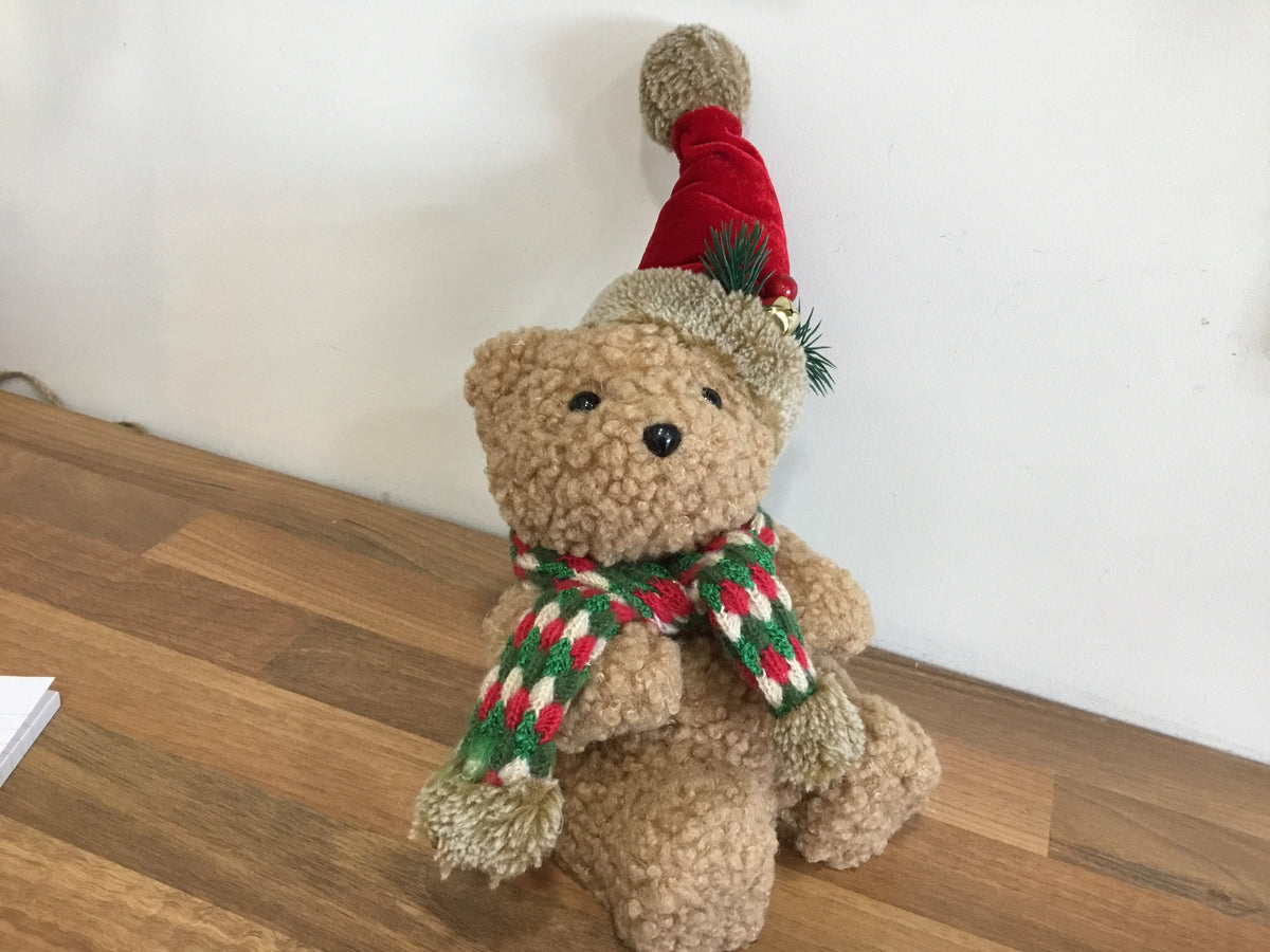 Christmas sitting bear