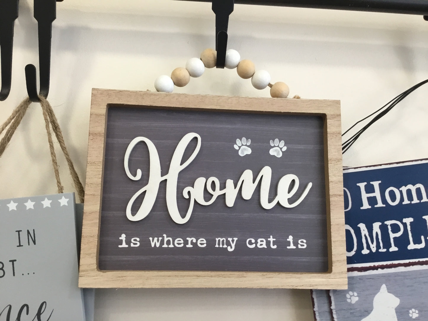 Beaded home is where cat is
