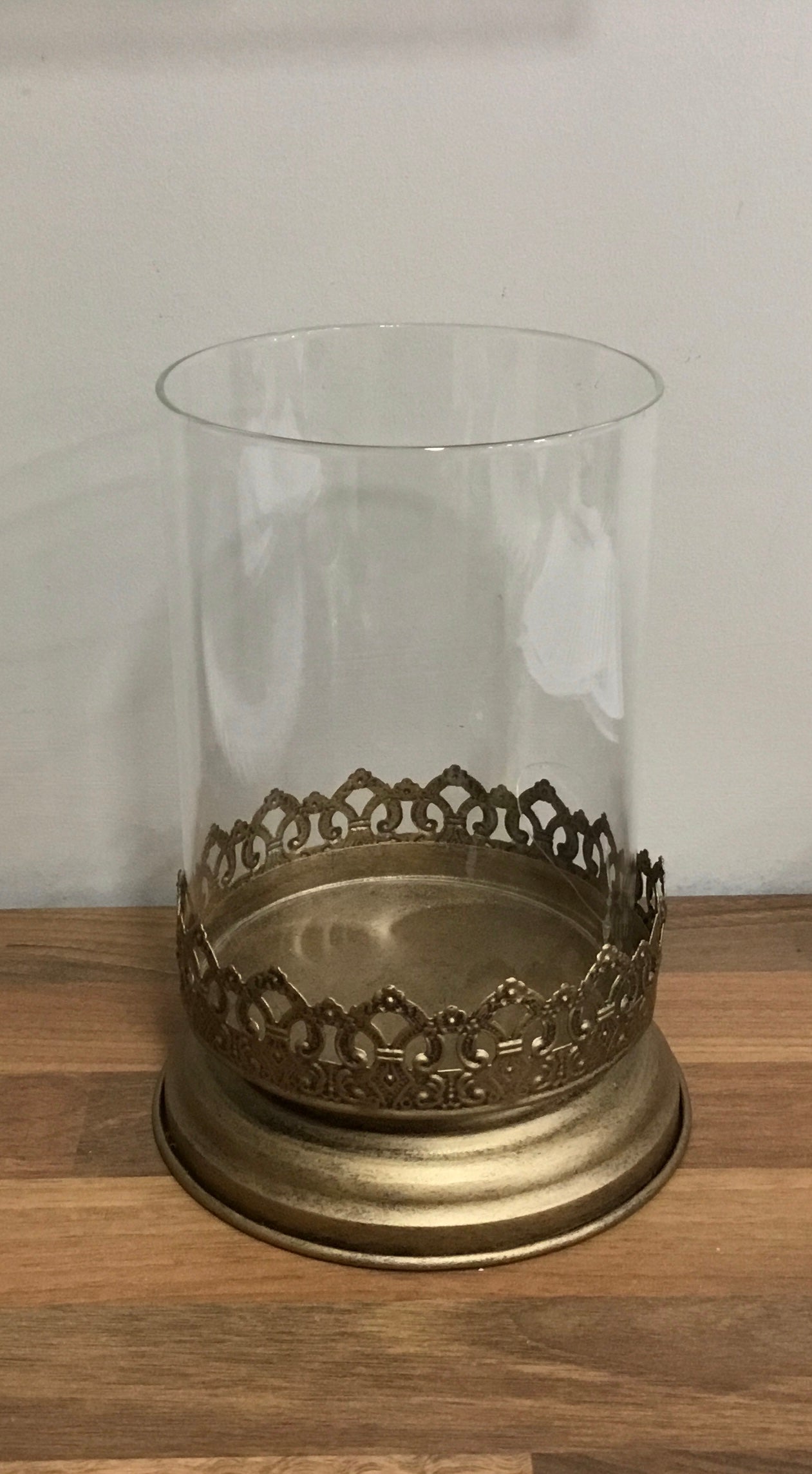 Gold effect candle holder
