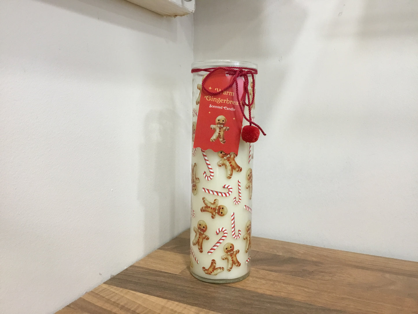 Warm Gingerbread Scented Candle.