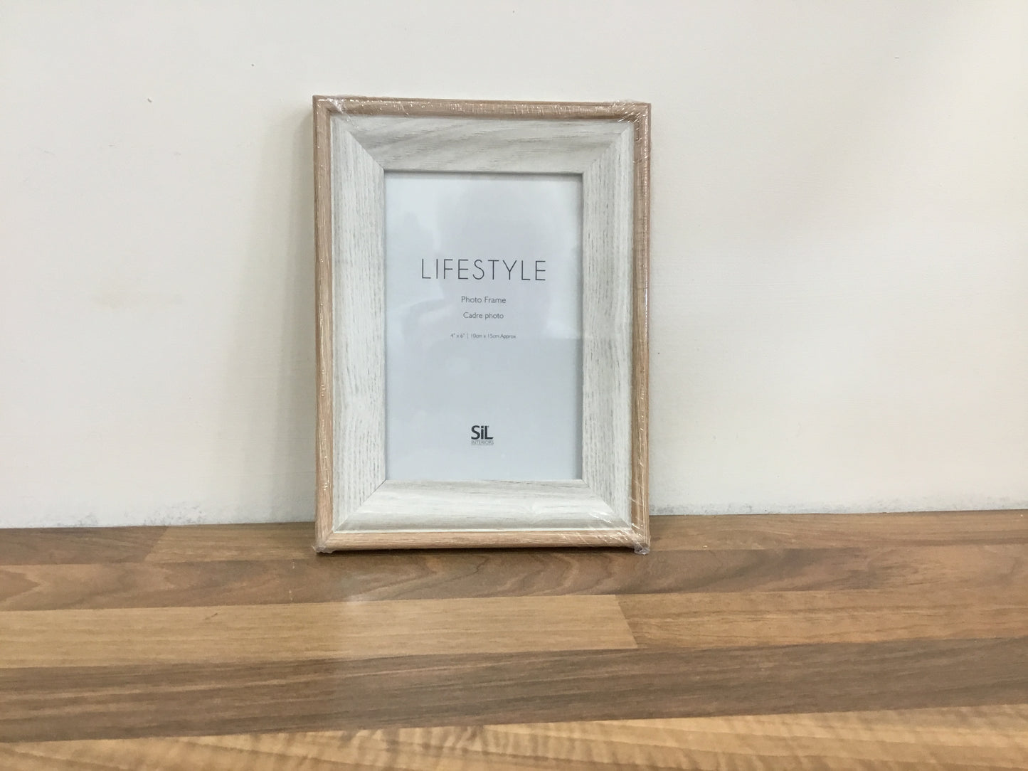 Natural frame. 10cmx15cm.