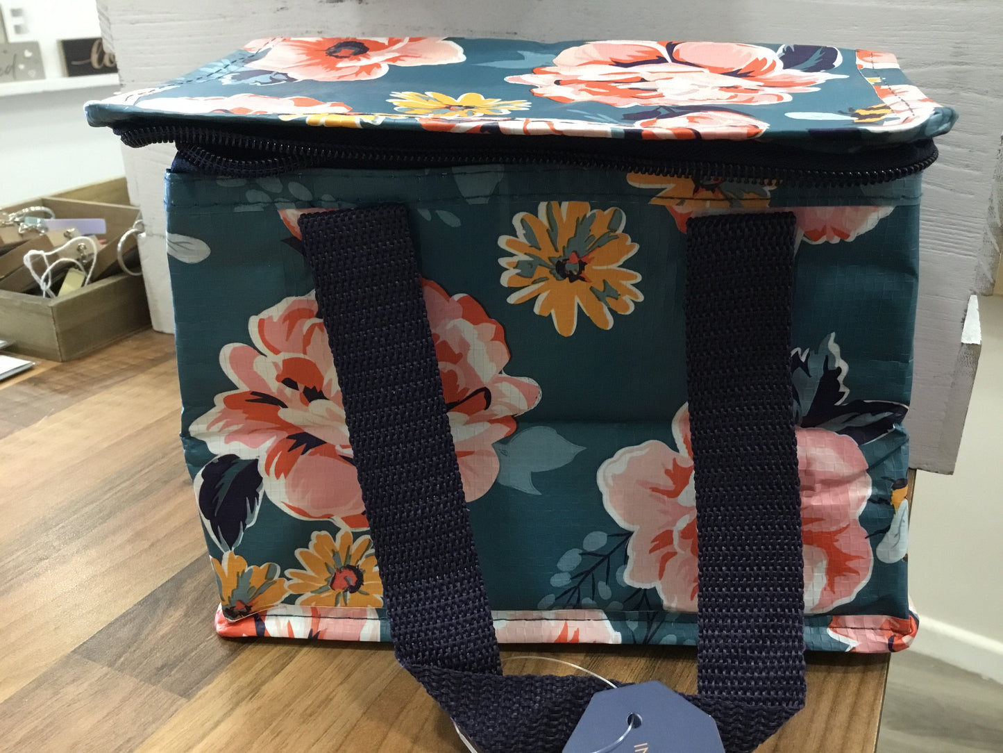 Bee-utiful floral lunch bag