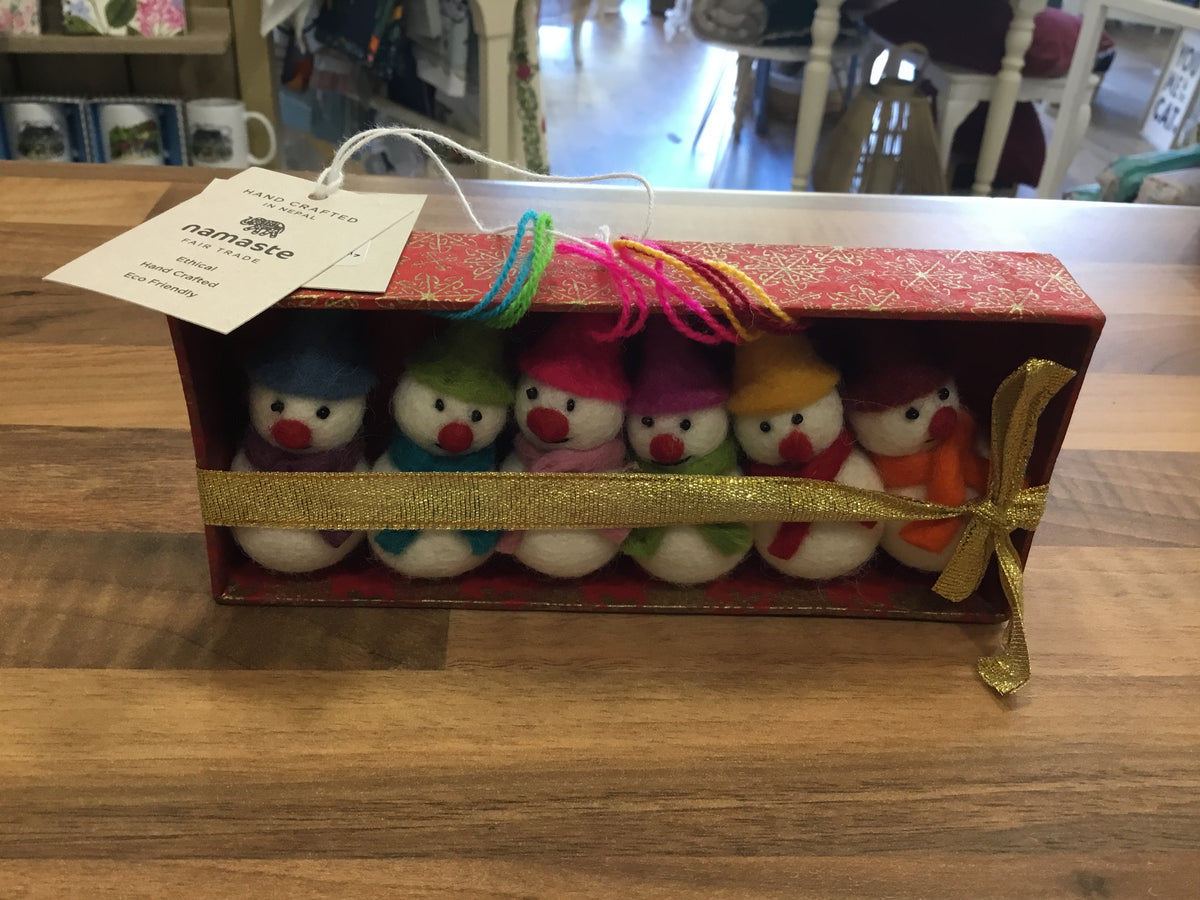 Set of 6 felt Snowmen