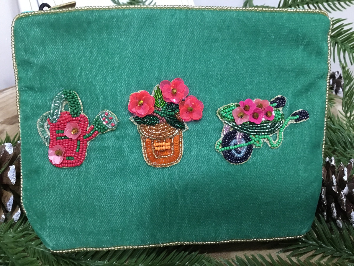 Green gardening purse
