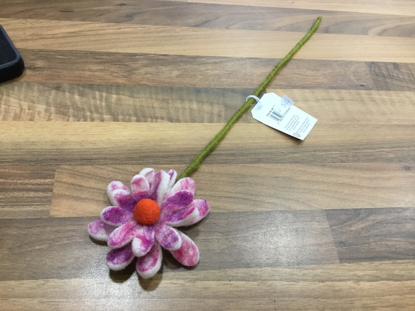 Daisy flower - felt