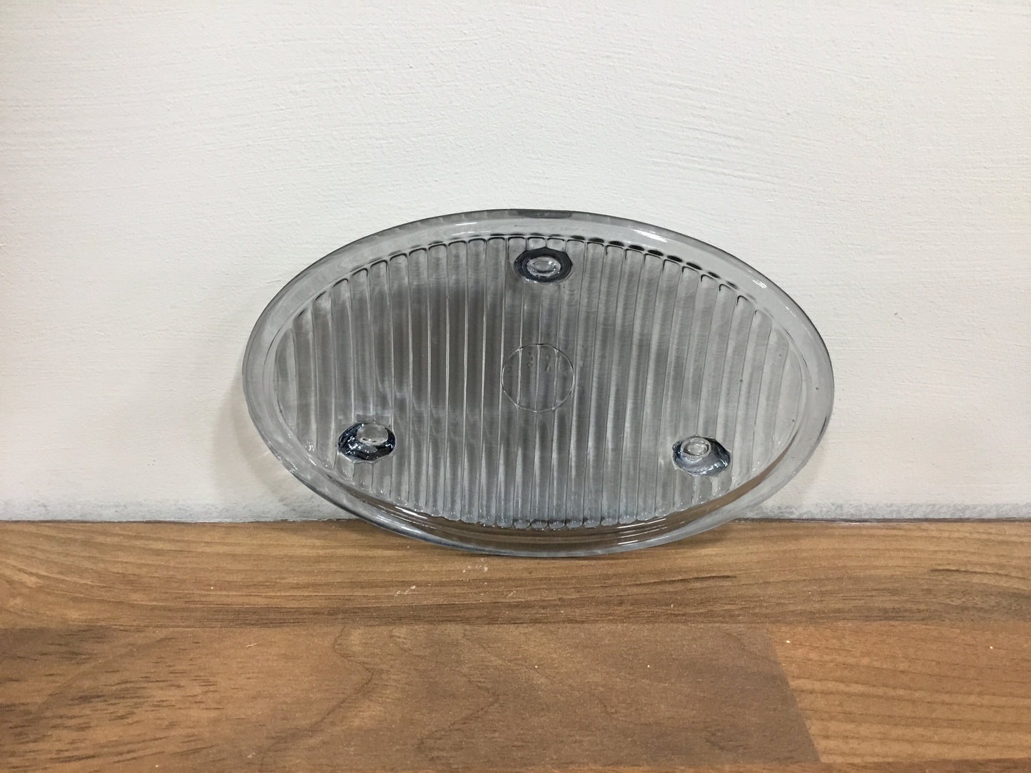 Glass soap dish