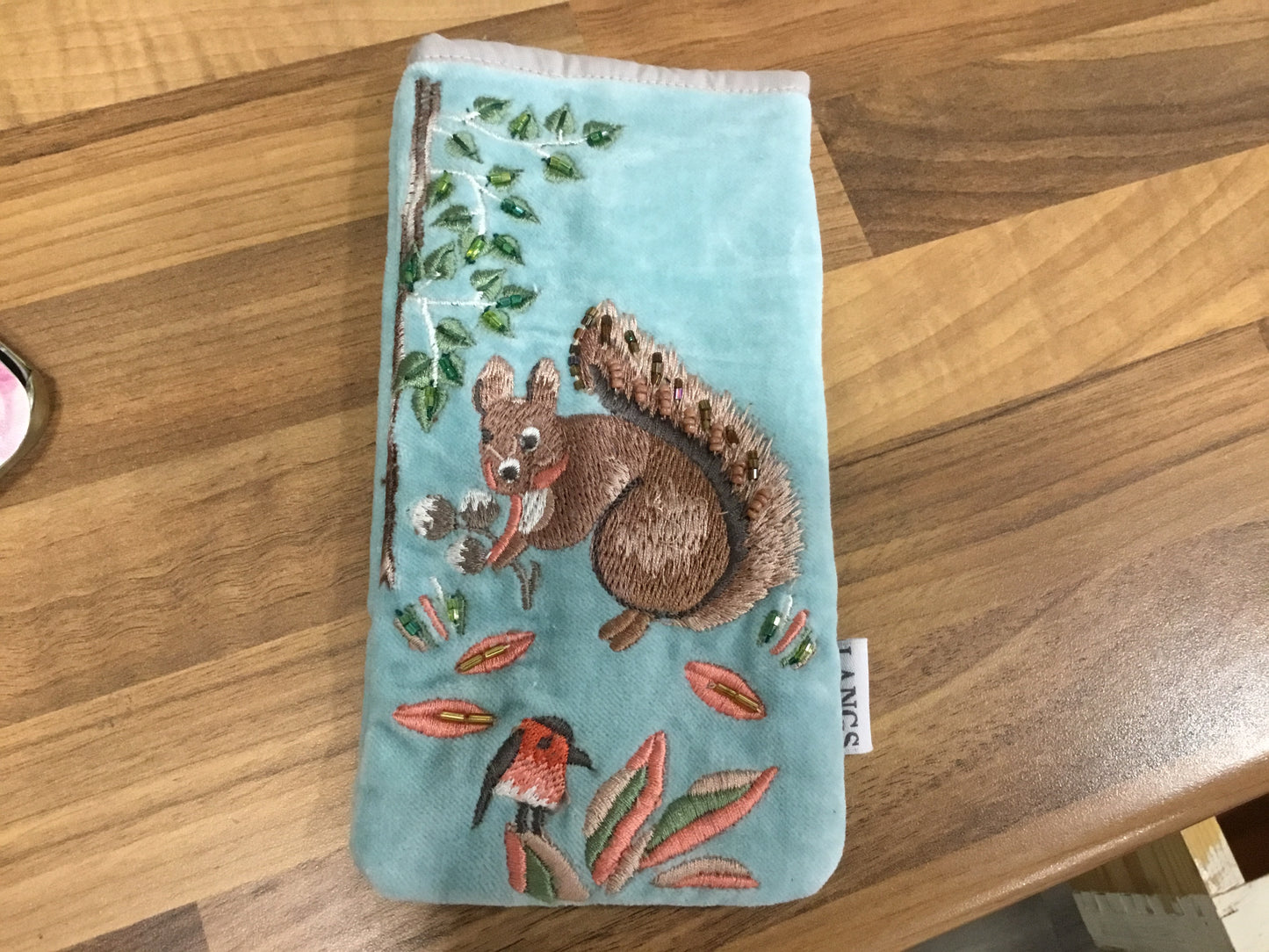 Embroidered glasses case