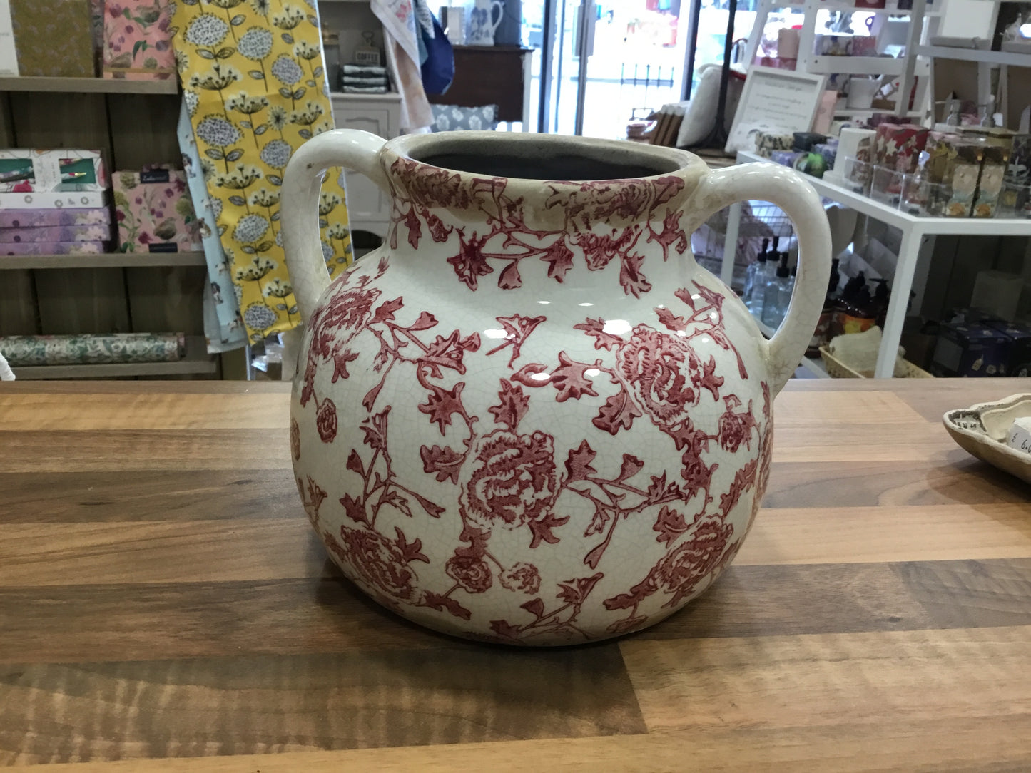 Vintage Pink design handled vase