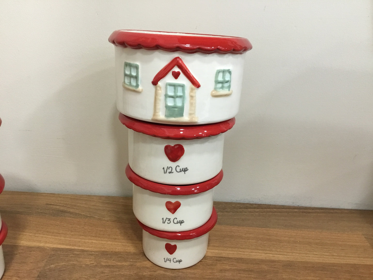 House measuring cups