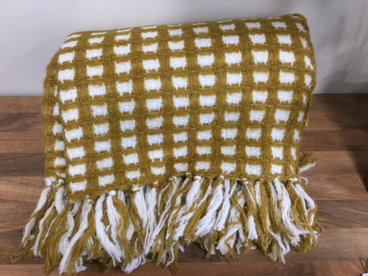 Ochre throw