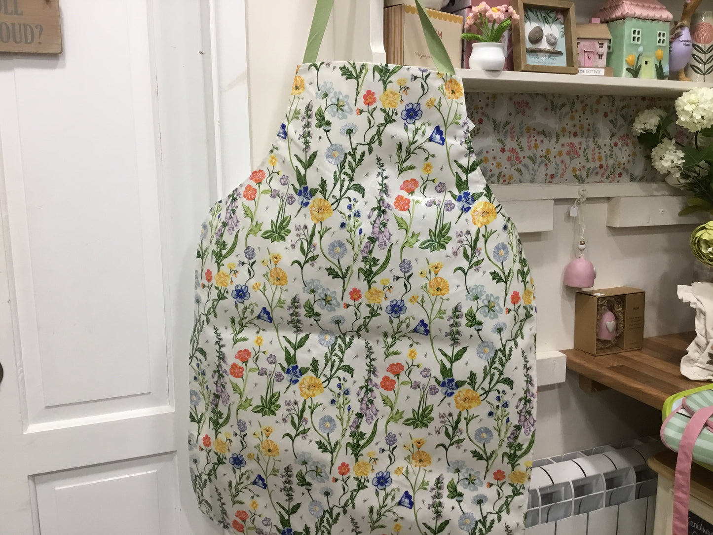 Ulster weaver pvc apron. Cottage garden.