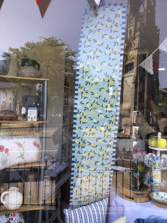 Lemon table runner