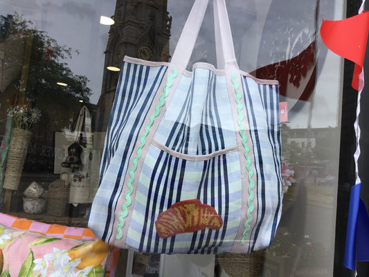 Croissant shopper bag
