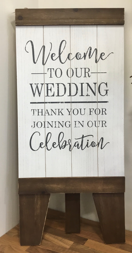 ‘Welcome to our wedding’ sign