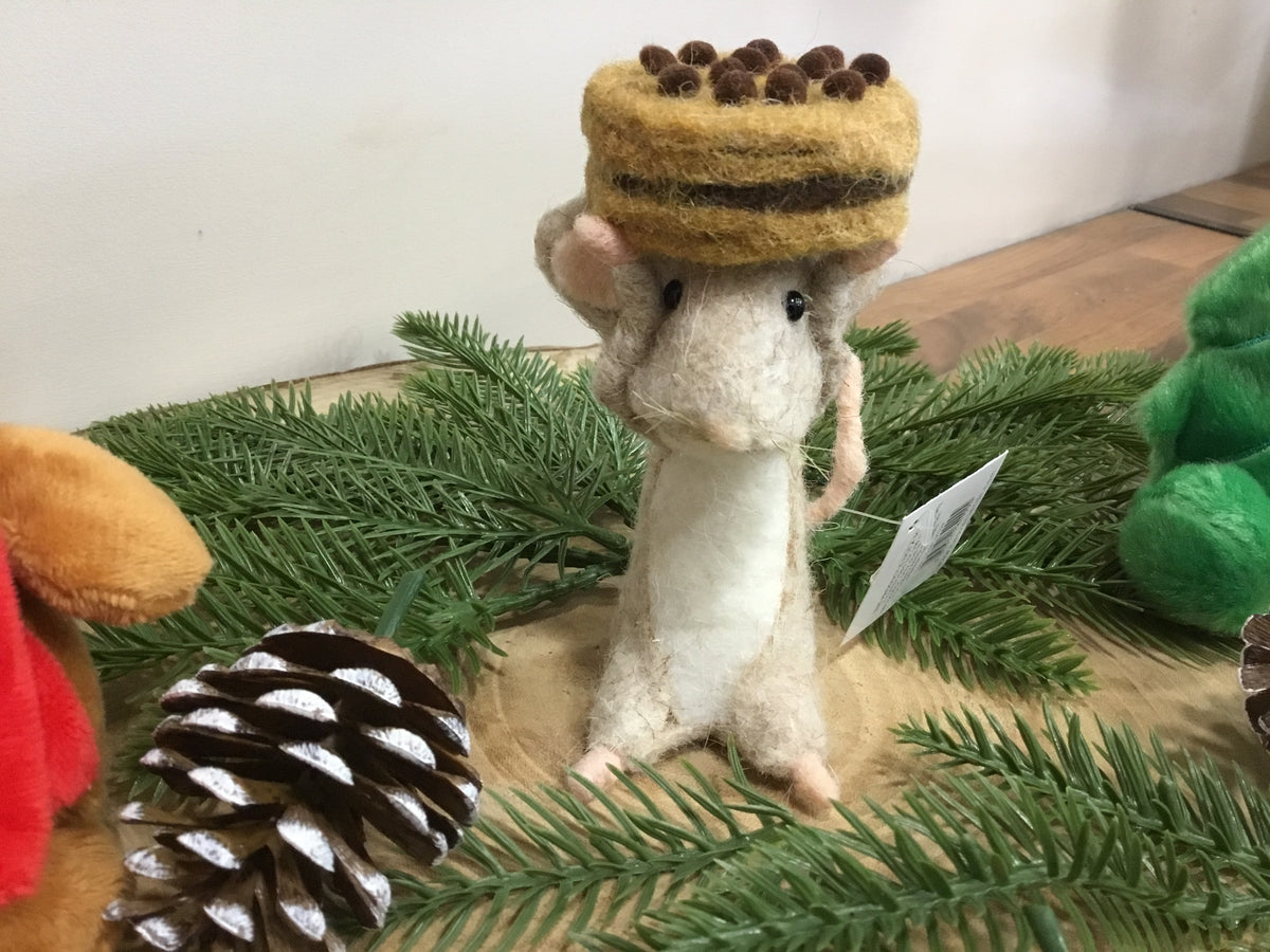 Felt mice with cookie