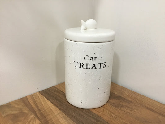 Cats treats container