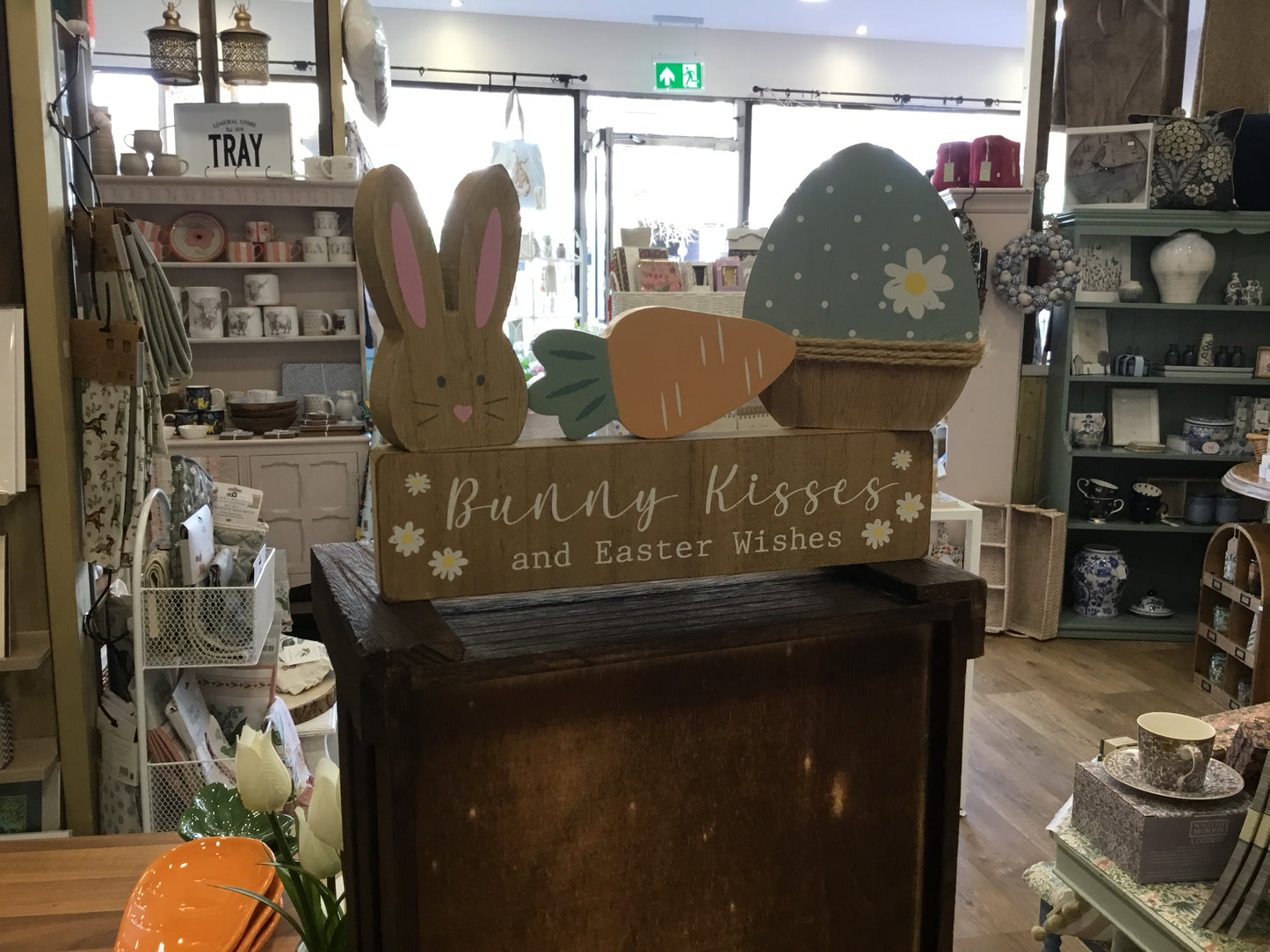 Bunny kisses four piece set.