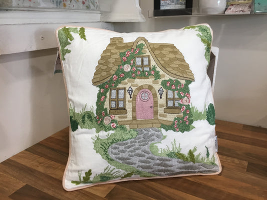 Cushion square cottage