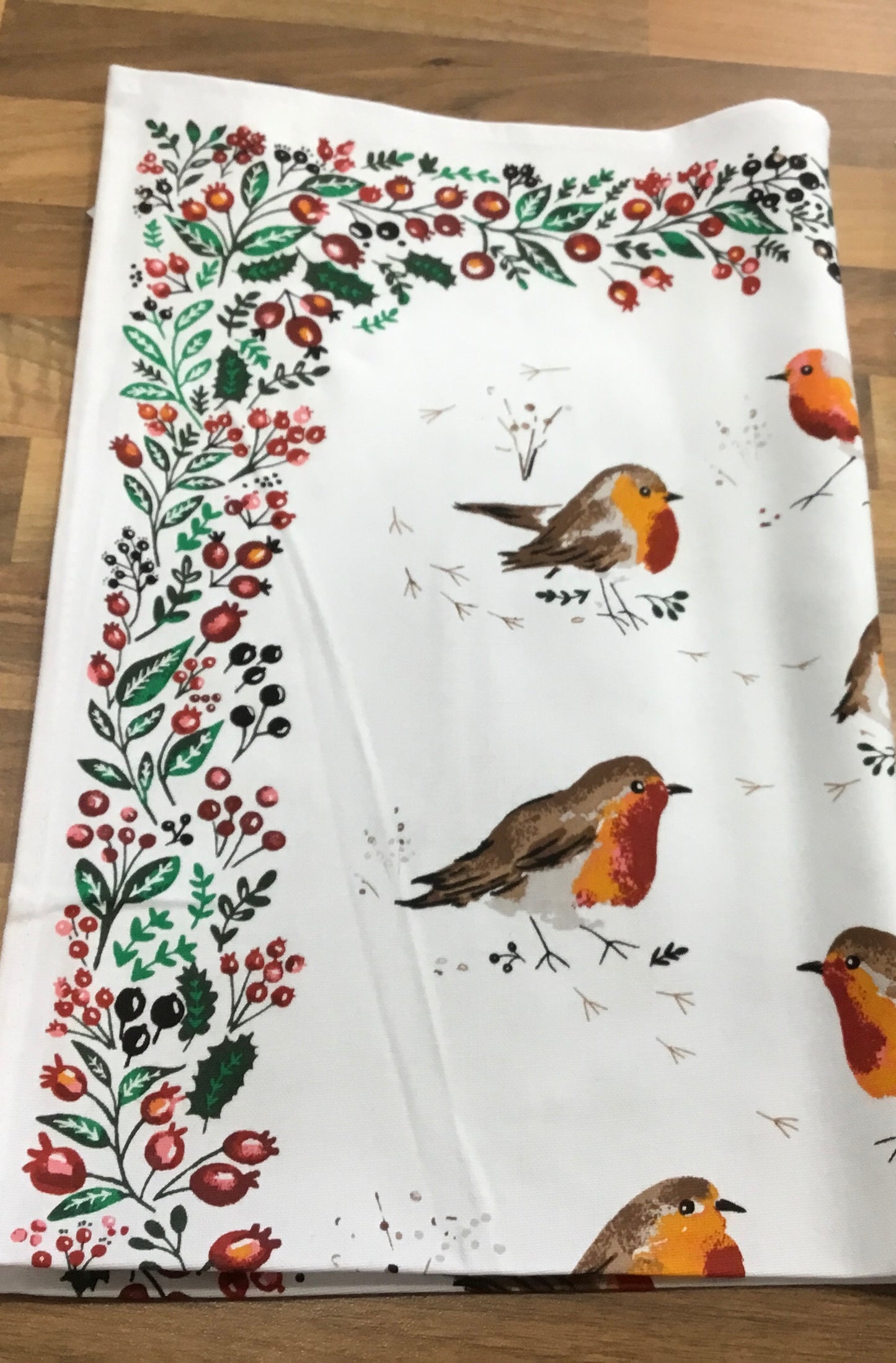 Robin Tea Towel by Ulster Weavers