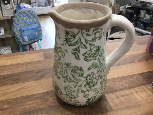 Jug. Small green jug