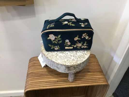 Open flat velvet make up bag. Wild rose. Ink blue