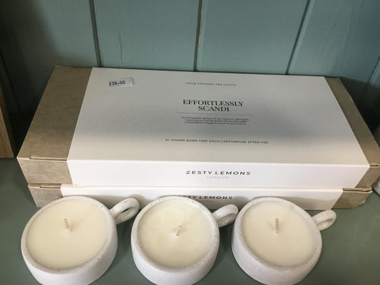 Set of 4 ceramic candles