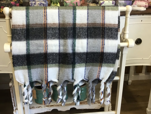 Tartan scarf