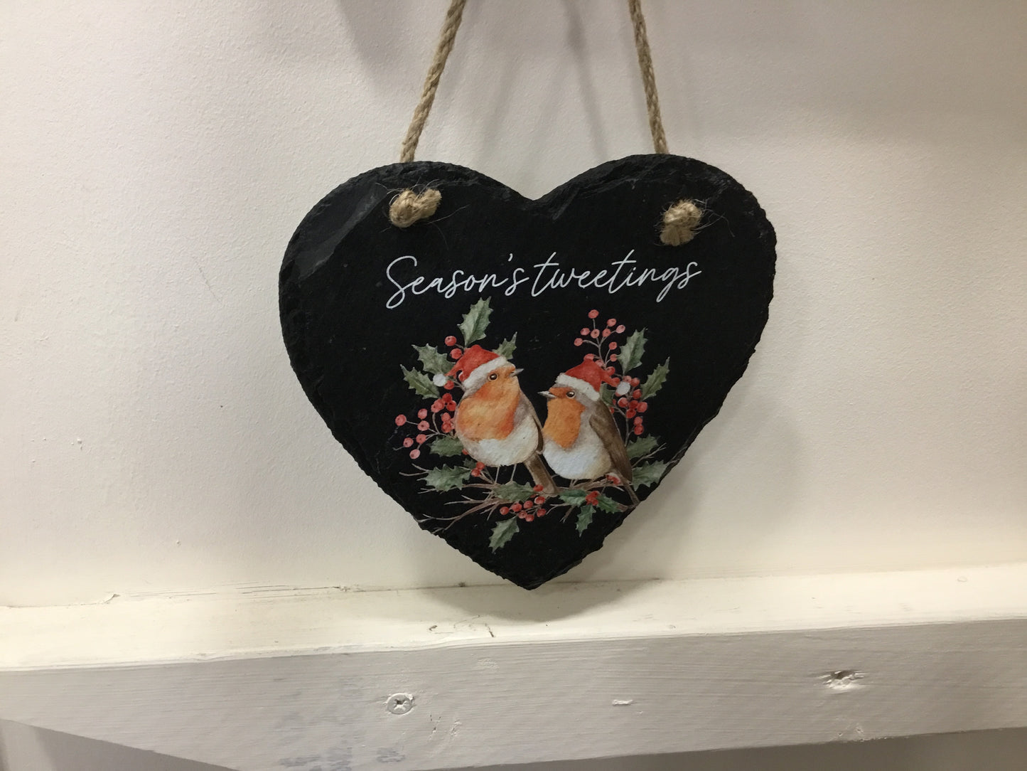 Slate hearts. Robin on Postbox. Seasons tweetings.