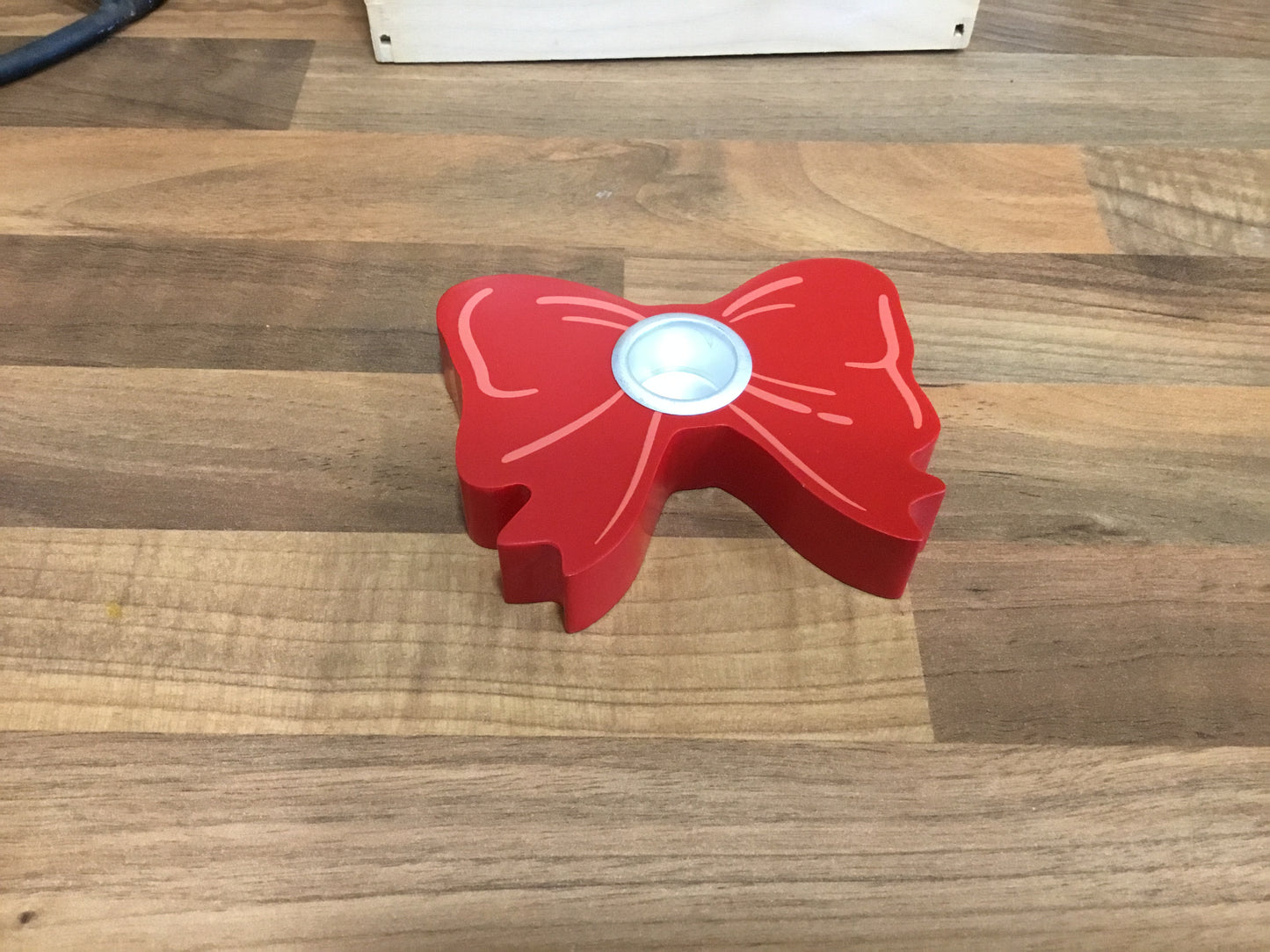 Red bow candle holder
