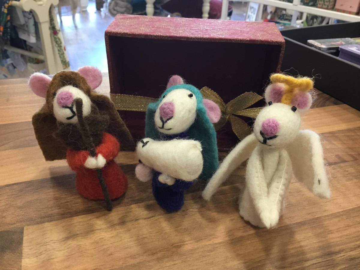 Felt family nativity