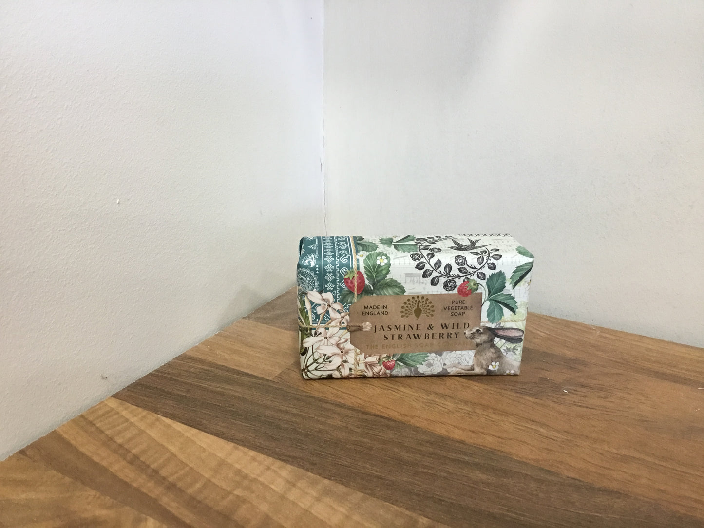 Soap. Jasmine and Strawberry. 190g