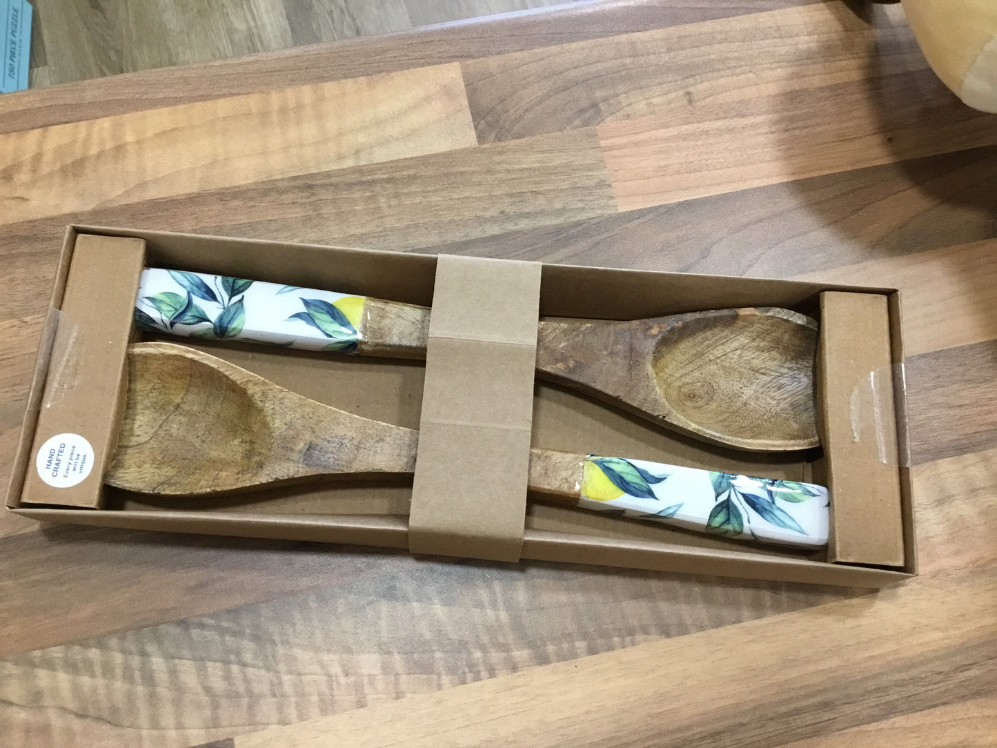 Mango wood lemon servers set