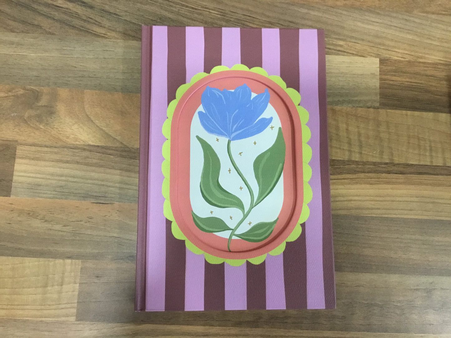Open framed notebook - blue flower