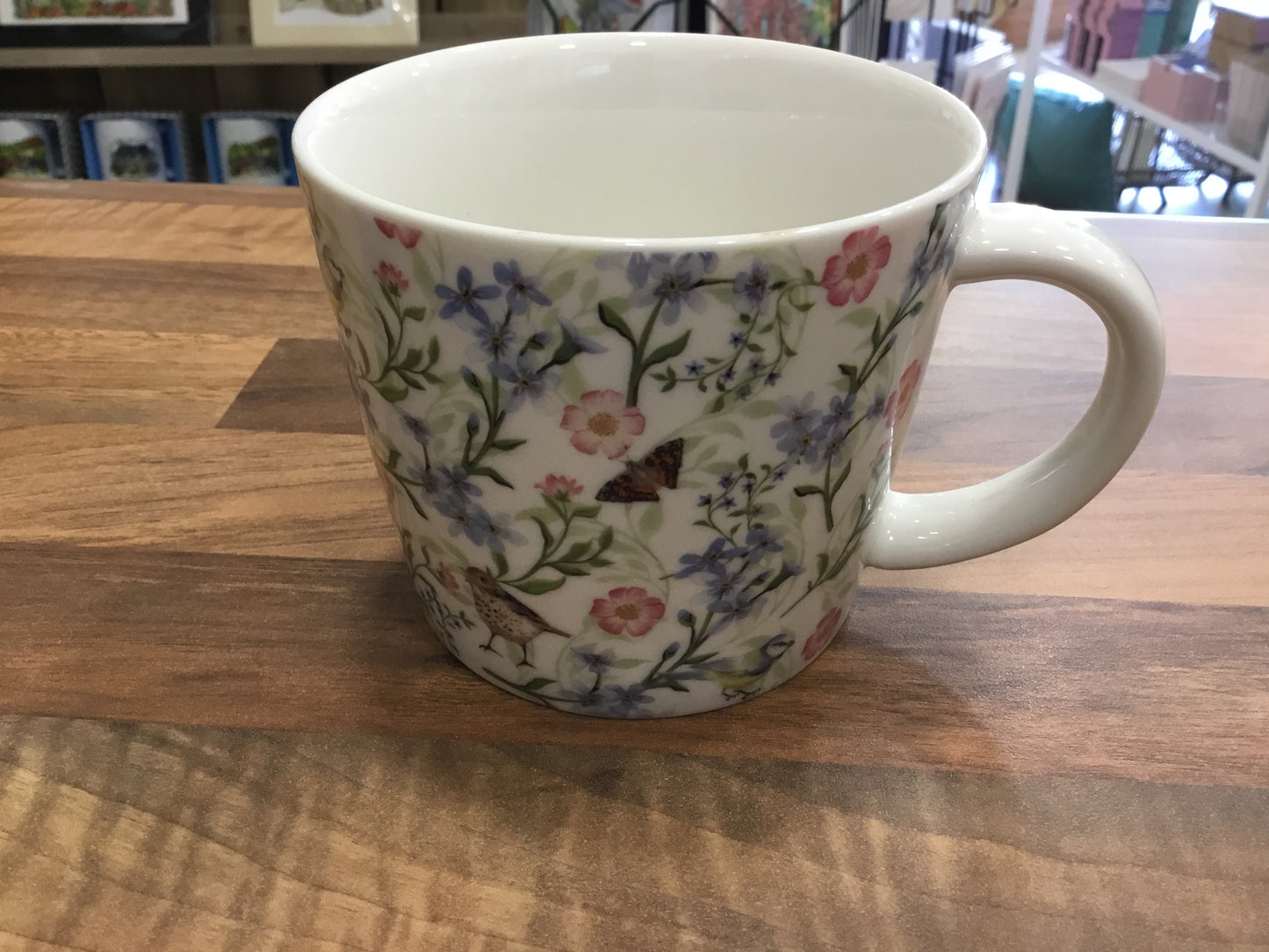 Garden birds stoneware mug