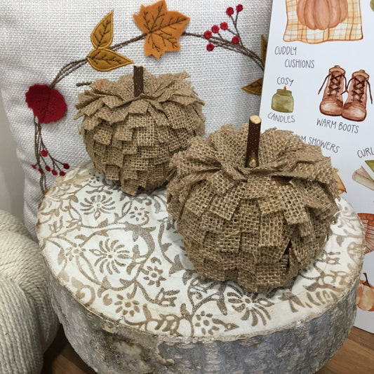 Hessian pumpkins brown