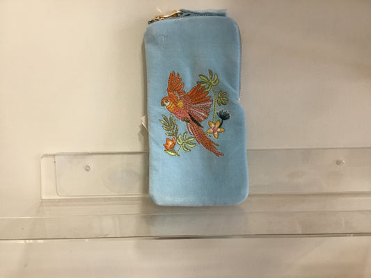 Elizabeth Scarlett Glasses Case. French Blue Velvet.