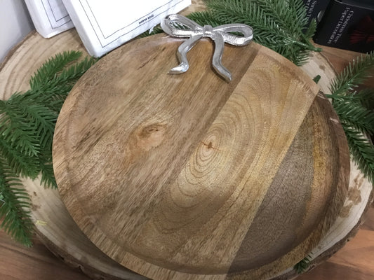 Mango wood plate with silver bow