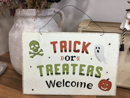 Halloween hanging plaque