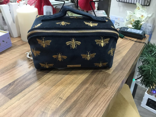Elizabeth Scarlett. Honey bee makeup bag