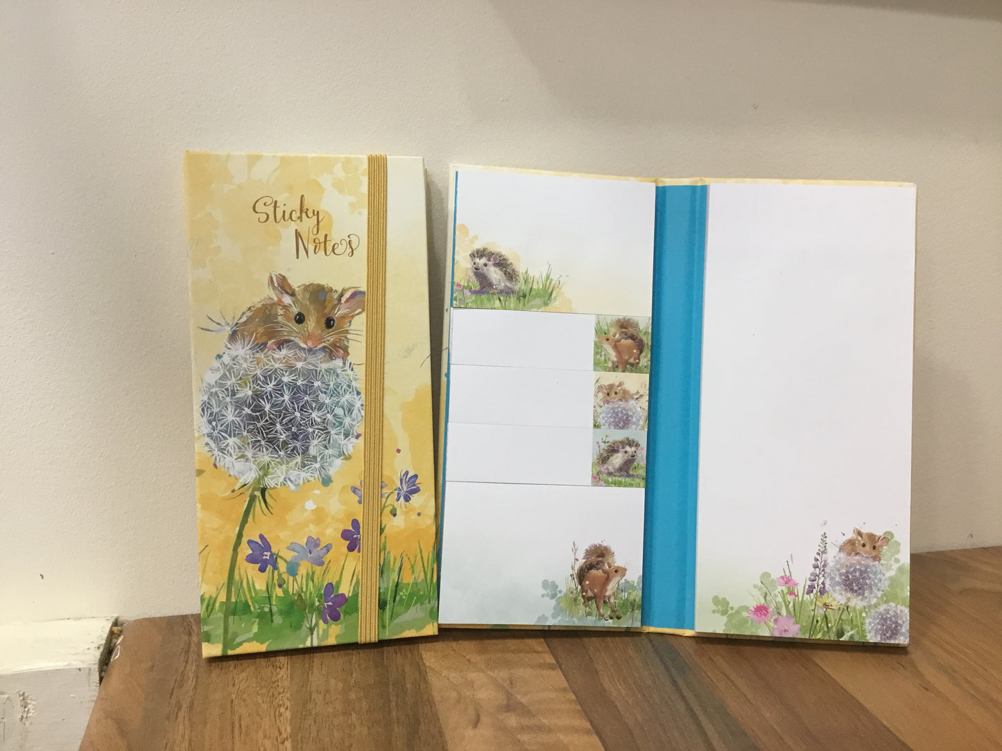 Pocket sticky notes. Wildlife