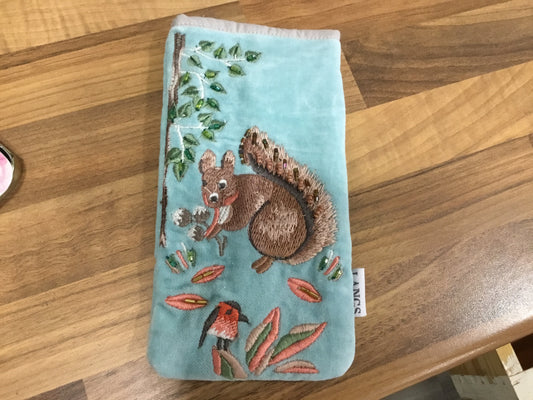 Embroidered glasses case