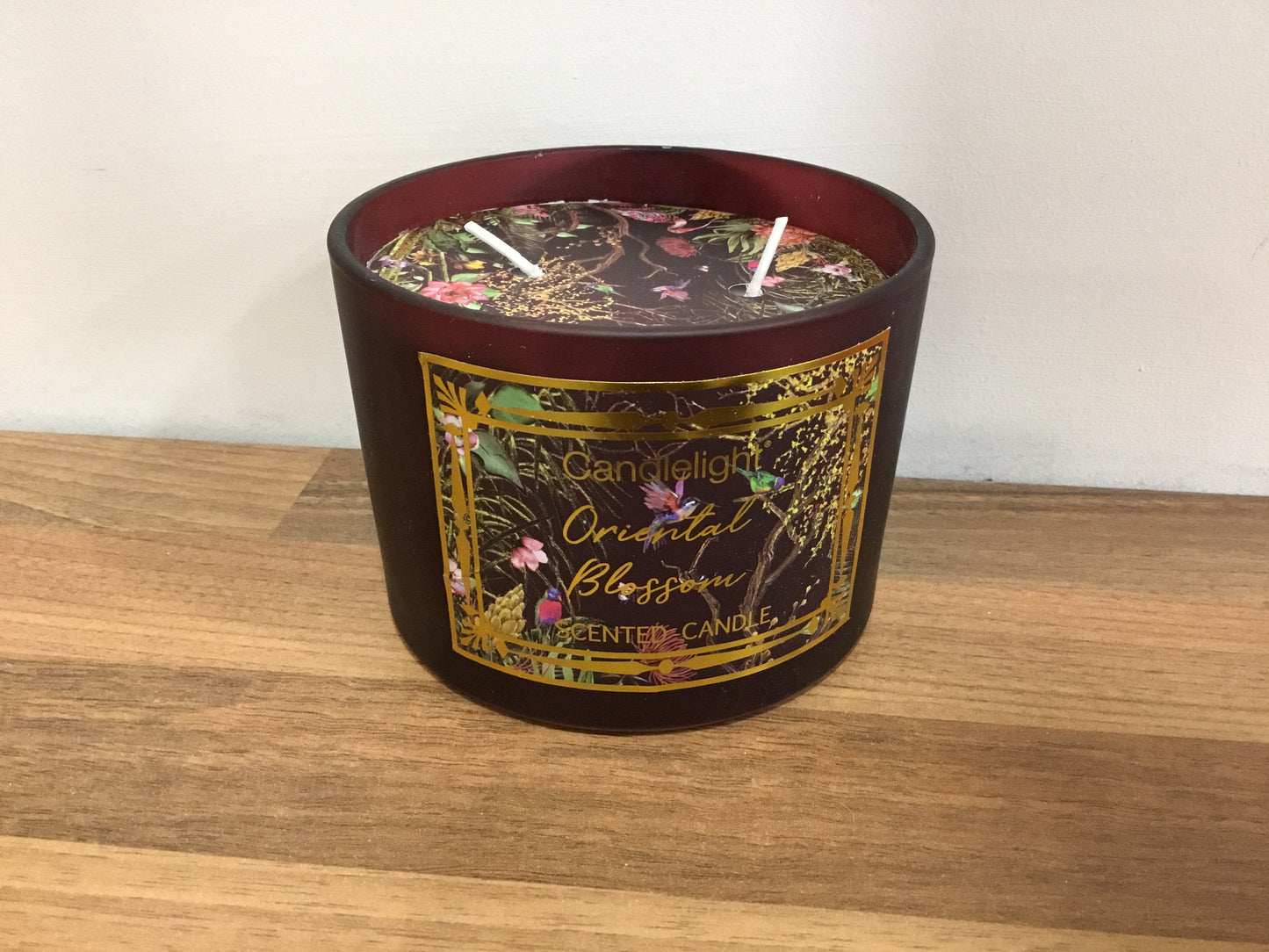 Oriental blossom candle