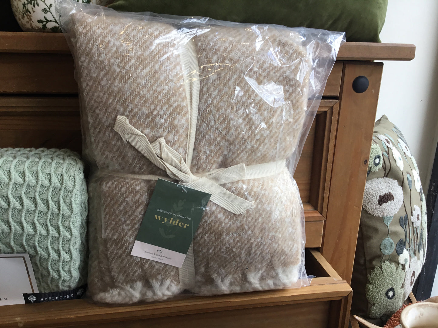 Woven Tassel throw - Natural