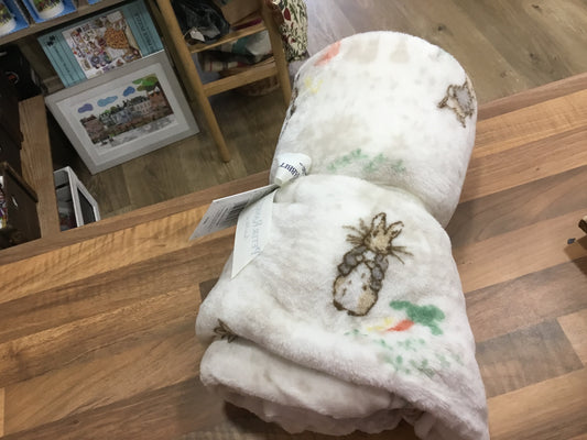 Peter rabbit throw