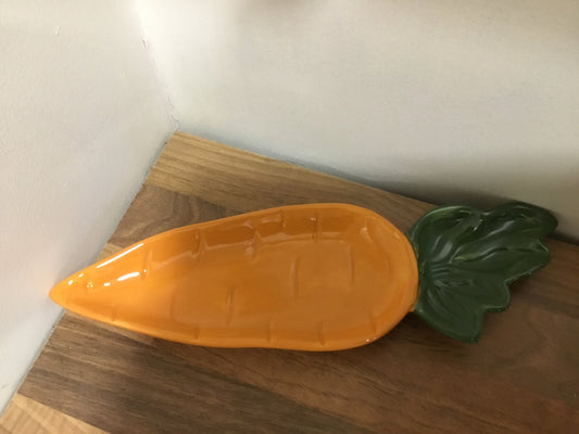 Carrot shaped ceramic dish