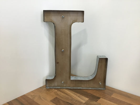 Light up letters
