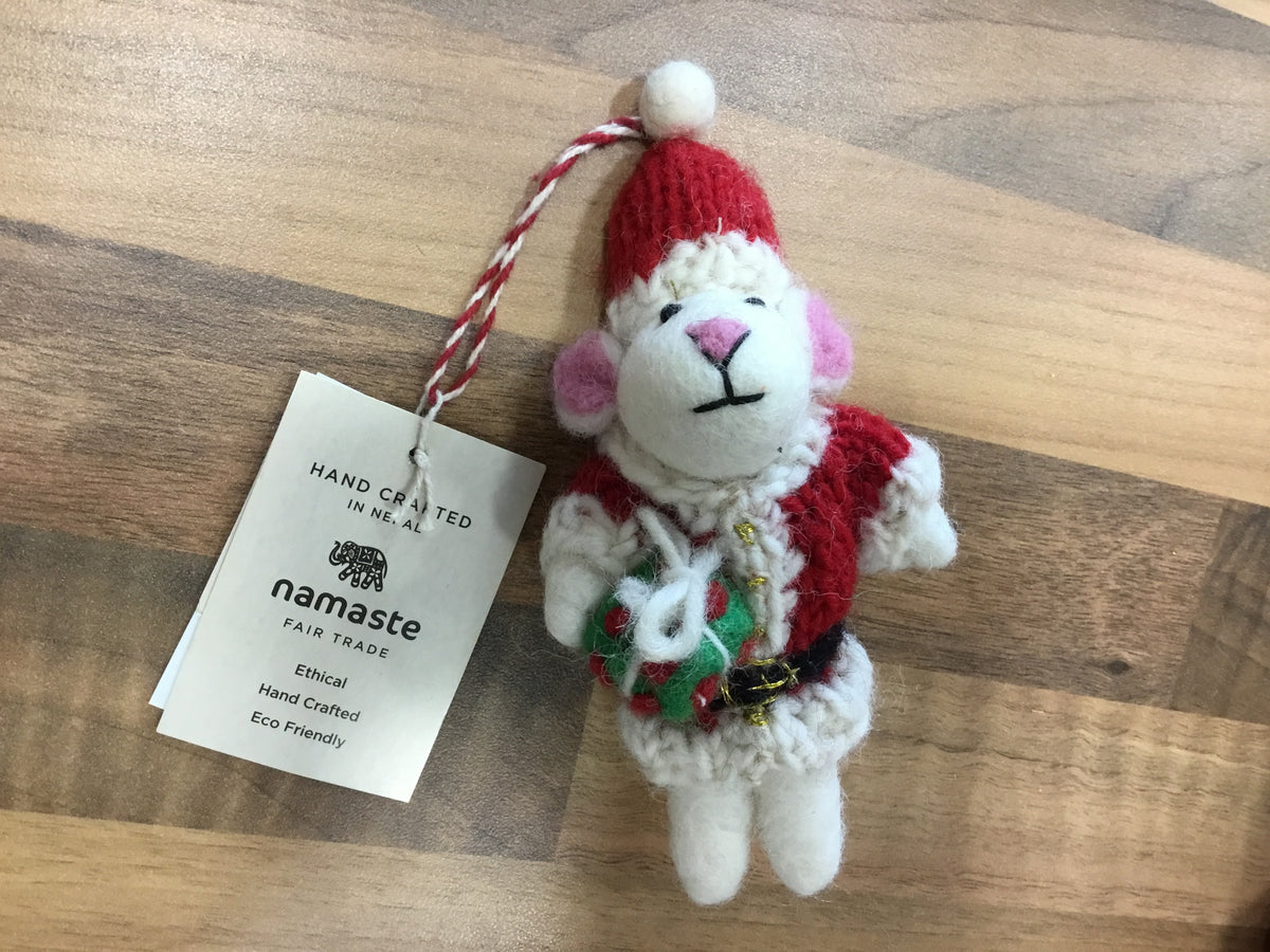 Felt Santa mouse