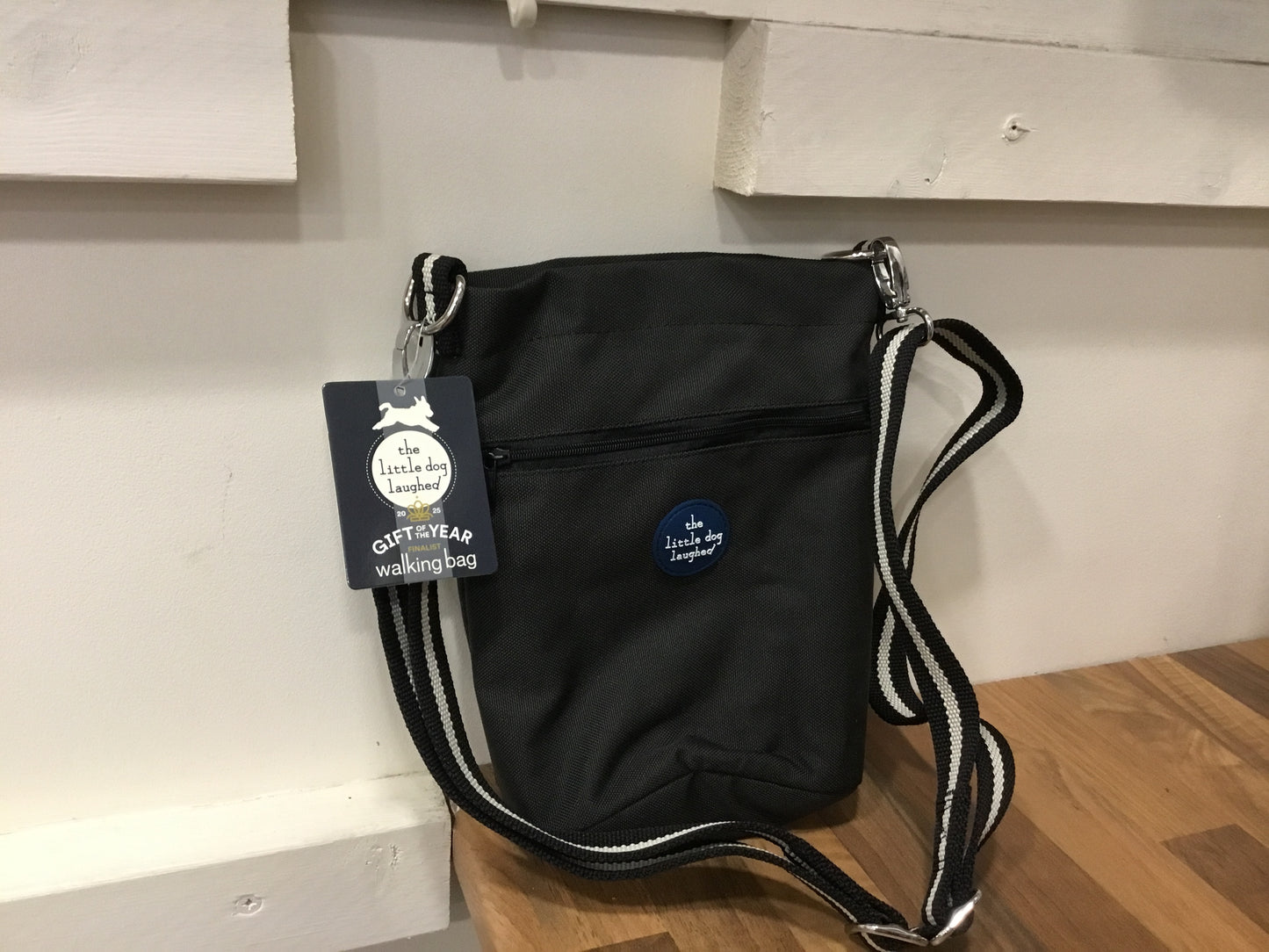 Little dog laughed walking bag.